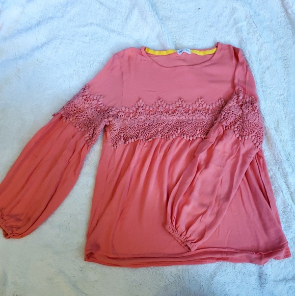 Salmon flowy top - Picture 1 of 3